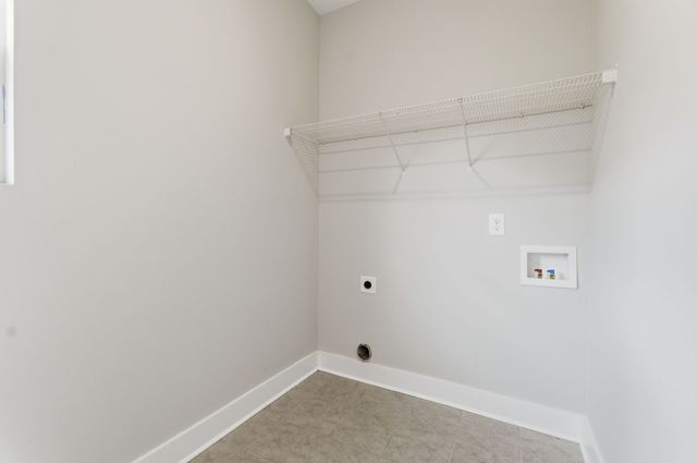 625 Eagleview Dr, Eagleville, TN 37060