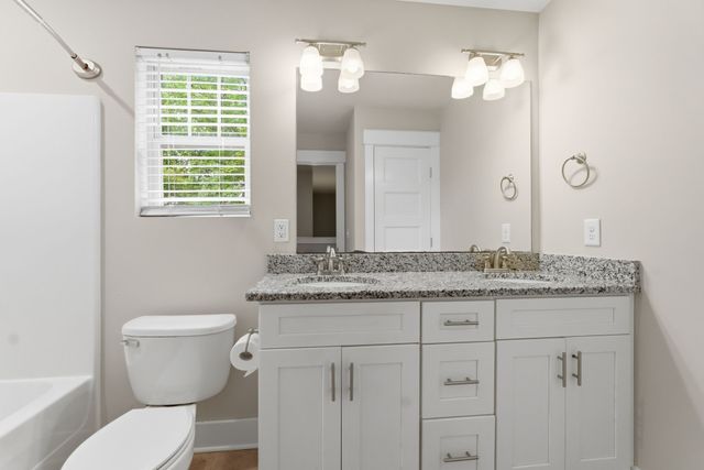 625 Eagleview Dr, Eagleville, TN 37060