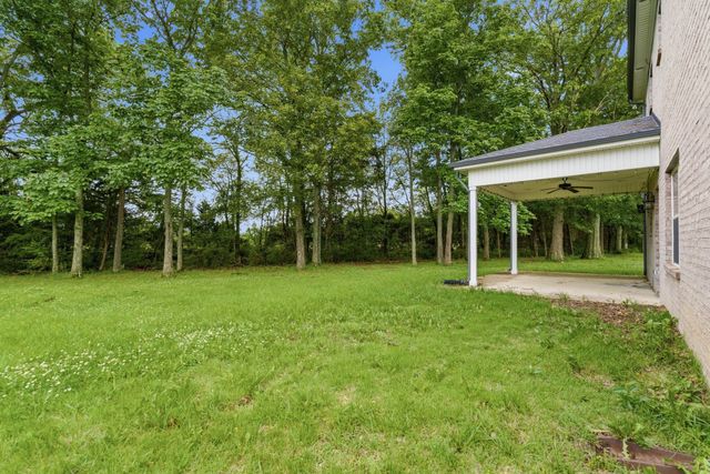 625 Eagleview Dr, Eagleville, TN 37060