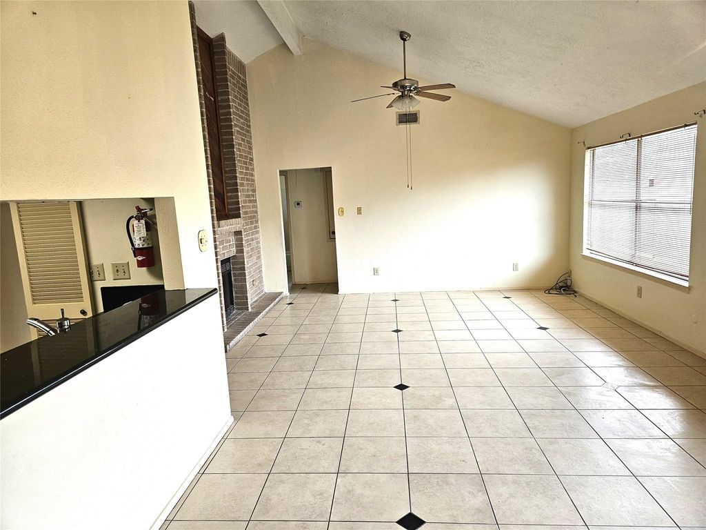 8215 Summer Quail Drive, Houston, TX 77489