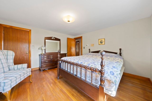 20 Bonney Lane, Dedham, MA 02026
