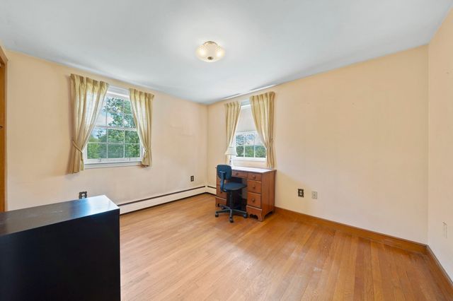 20 Bonney Lane, Dedham, MA 02026