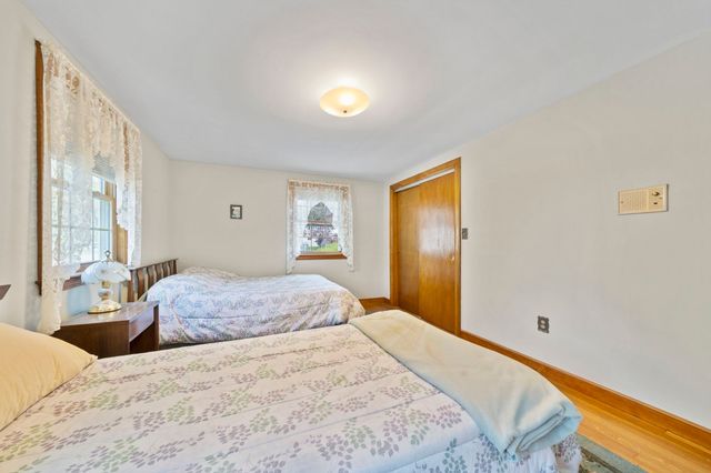 20 Bonney Lane, Dedham, MA 02026