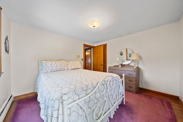 20 Bonney Lane, Dedham, MA 02026