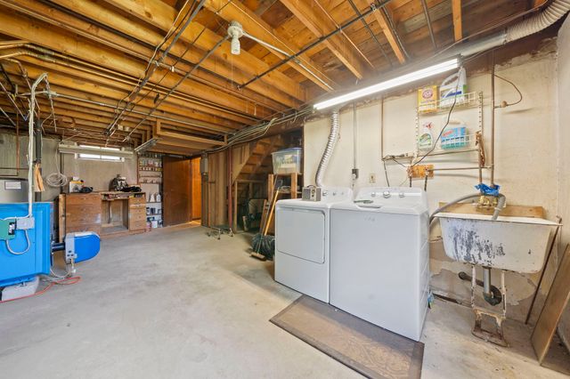 20 Bonney Lane, Dedham, MA 02026