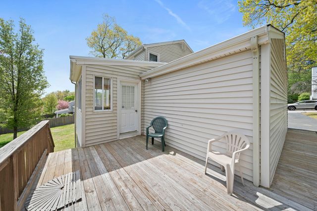 20 Bonney Lane, Dedham, MA 02026