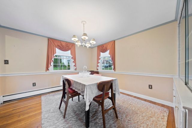 20 Bonney Lane, Dedham, MA 02026