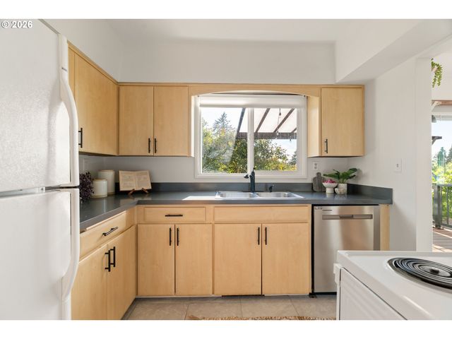 5027 Se 41ST Ave, Portland, OR 97202
