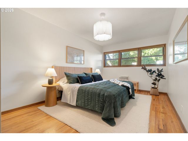 5027 Se 41ST Ave, Portland, OR 97202