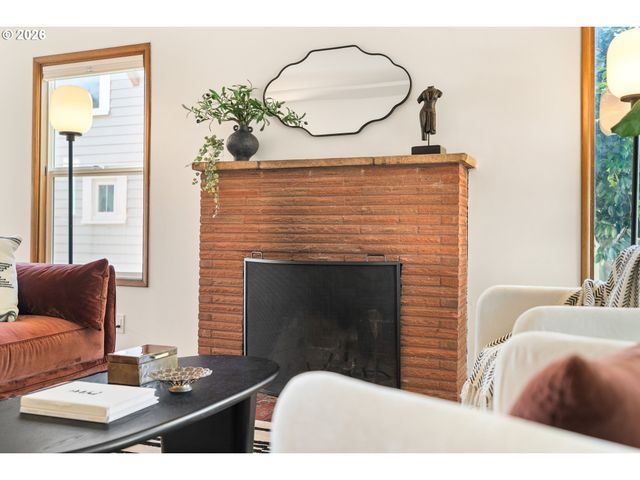 5027 Se 41ST Ave, Portland, OR 97202