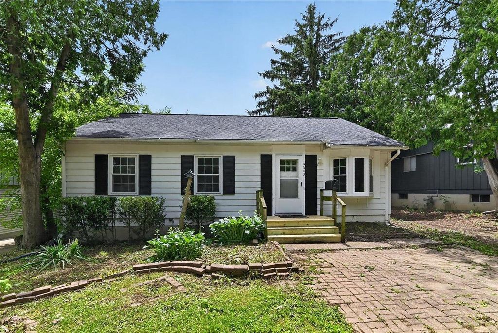 4345 Lilac Lane, Madison, WI 53711