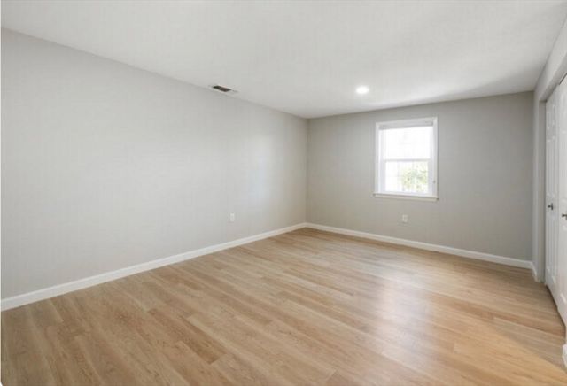 200 Bedford 6B, Woburn, MA 01801