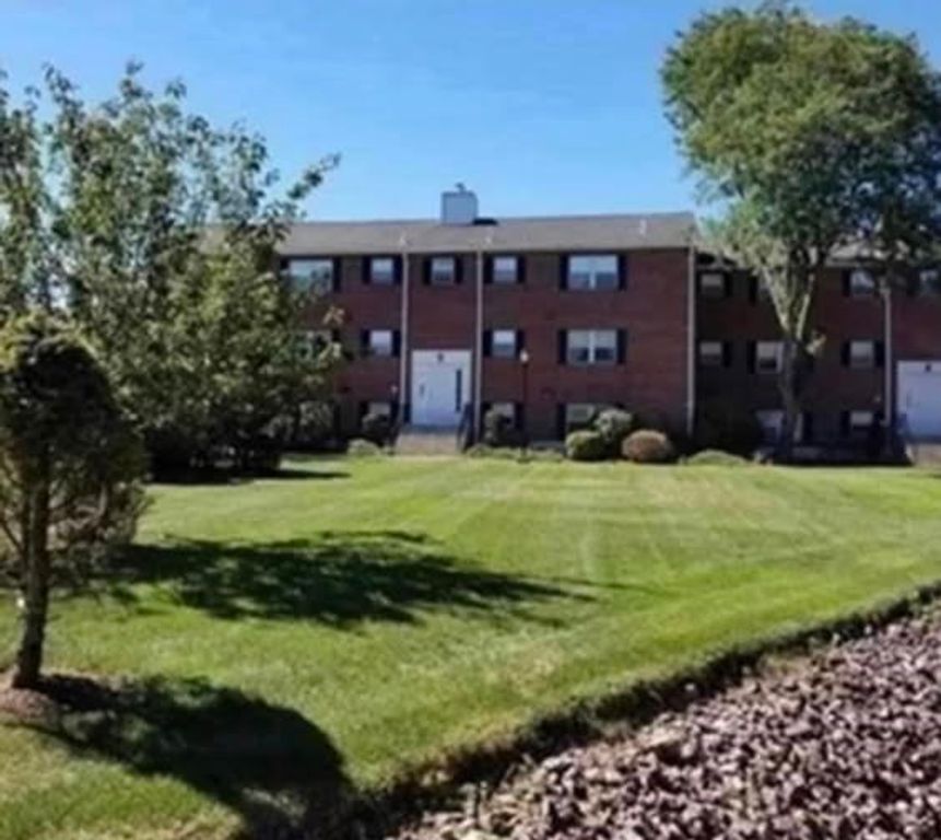 200 Bedford 6B, Woburn, MA 01801