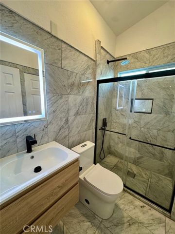 1238 Magnolia Avenue, Long Beach, CA 90813