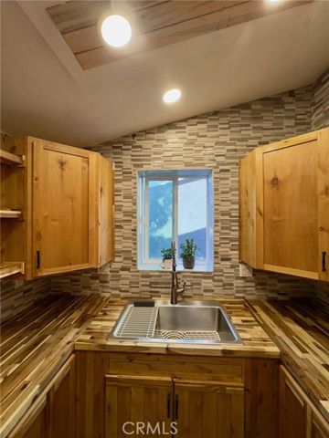 1238 Magnolia Avenue, Long Beach, CA 90813