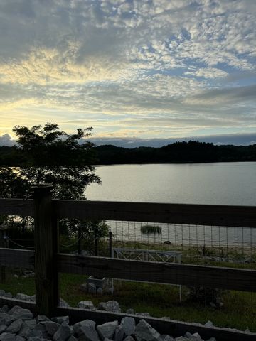 2571 Hardin Bottom River Rd, Clifton, TN 38425