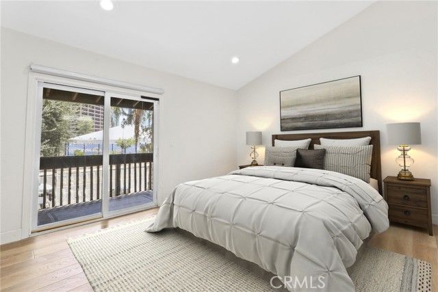 21535 Erwin Street 131, Woodland Hills (los Angeles), CA 91367