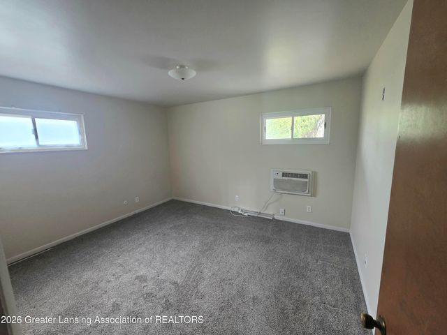 2100 Wood Street, Lansing, MI 48912