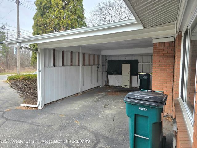 2100 Wood Street, Lansing, MI 48912