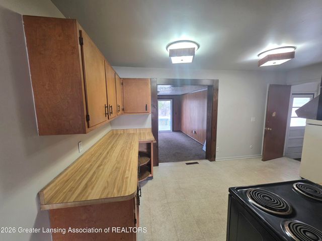 2100 Wood Street, Lansing, MI 48912