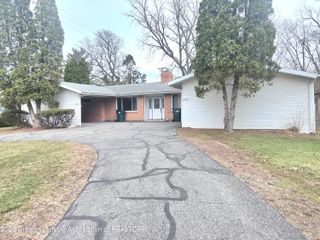 2100 Wood Street, Lansing, MI 48912