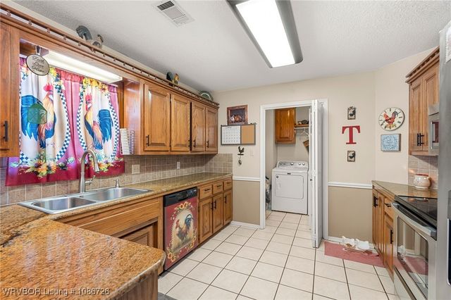 2027 Brookhaven Drive, Alma, AR 72921