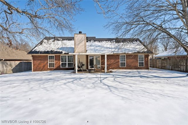 2027 Brookhaven Drive, Alma, AR 72921