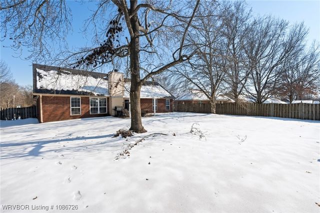 2027 Brookhaven Drive, Alma, AR 72921