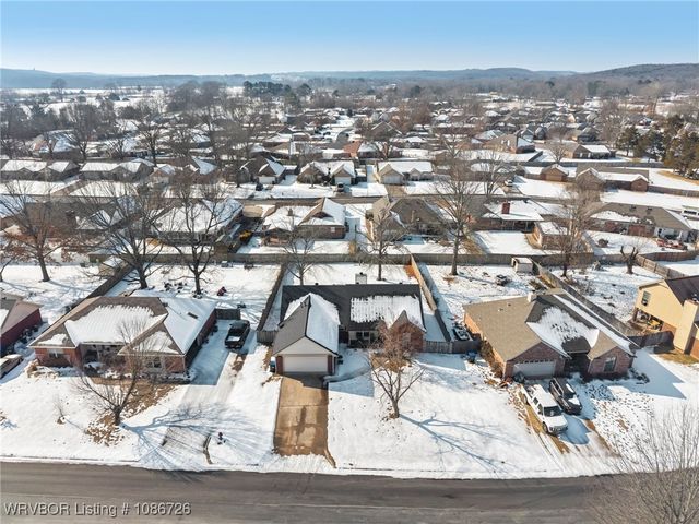 2027 Brookhaven Drive, Alma, AR 72921