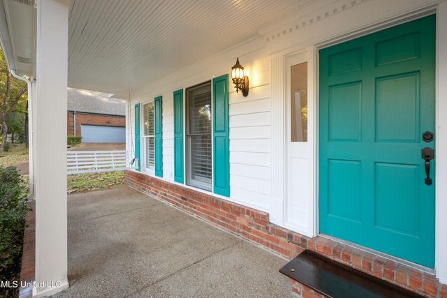 8675 Cedar Farms Drive, Cordova, TN 38016