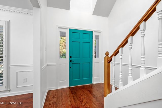 8675 Cedar Farms Drive, Cordova, TN 38016