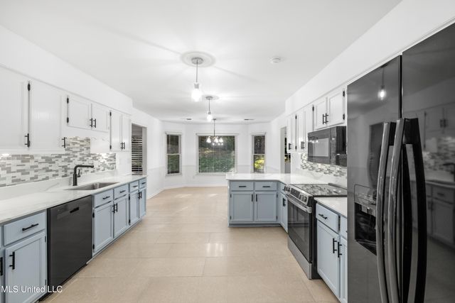 8675 Cedar Farms Drive, Cordova, TN 38016