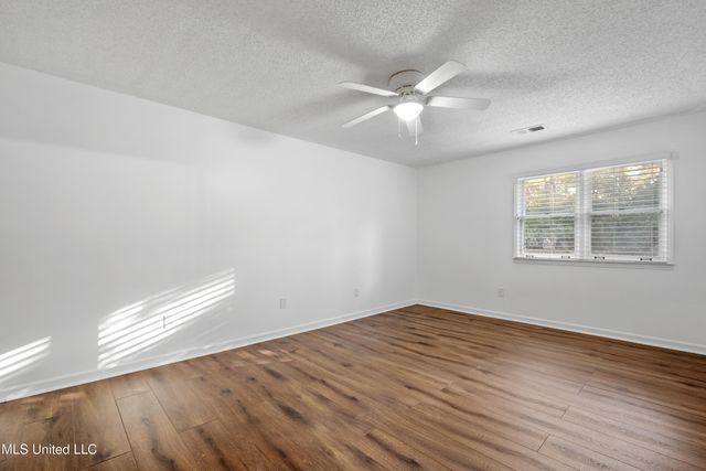 8675 Cedar Farms Drive, Cordova, TN 38016