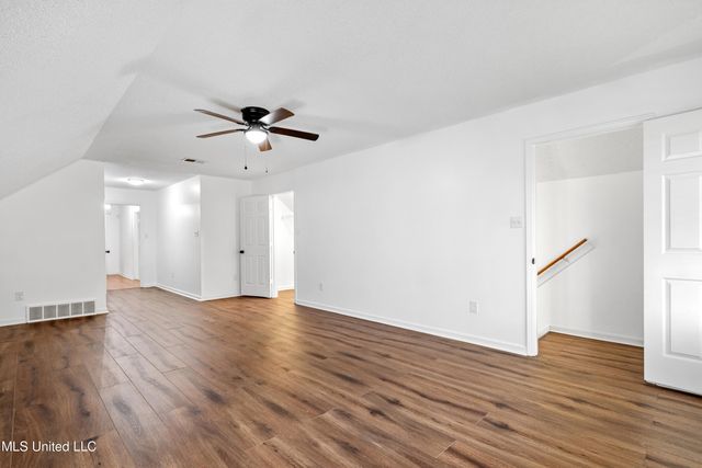 8675 Cedar Farms Drive, Cordova, TN 38016