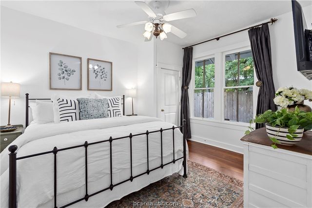 705 South Bryan Avenue, Bryan, TX 77803