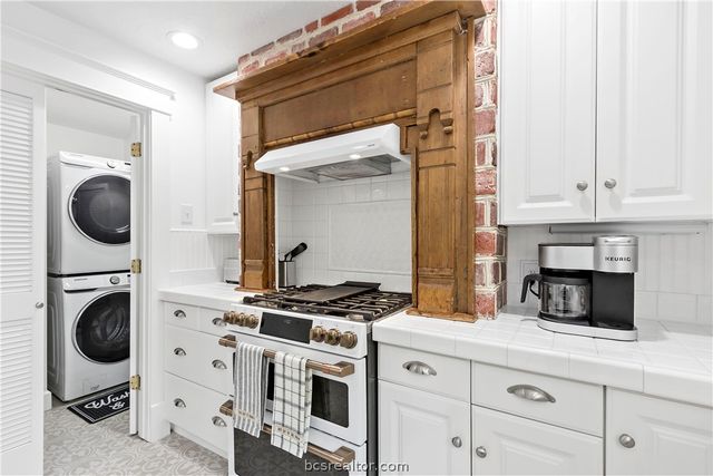 705 South Bryan Avenue, Bryan, TX 77803