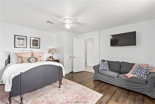 705 South Bryan Avenue, Bryan, TX 77803