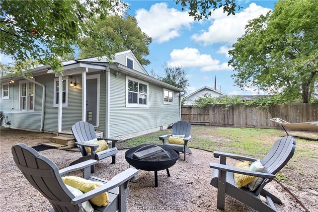 705 South Bryan Avenue, Bryan, TX 77803