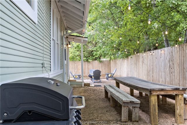 705 South Bryan Avenue, Bryan, TX 77803