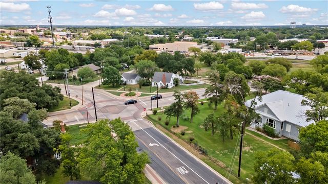 705 South Bryan Avenue, Bryan, TX 77803