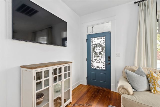 705 South Bryan Avenue, Bryan, TX 77803