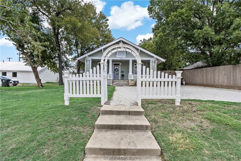 705 South Bryan Avenue, Bryan, TX 77803 — photo 4