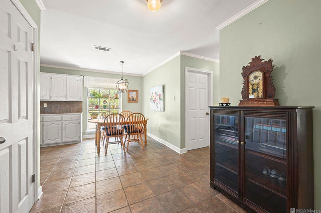 19625 Barnett Rd, Zachary, LA 70791