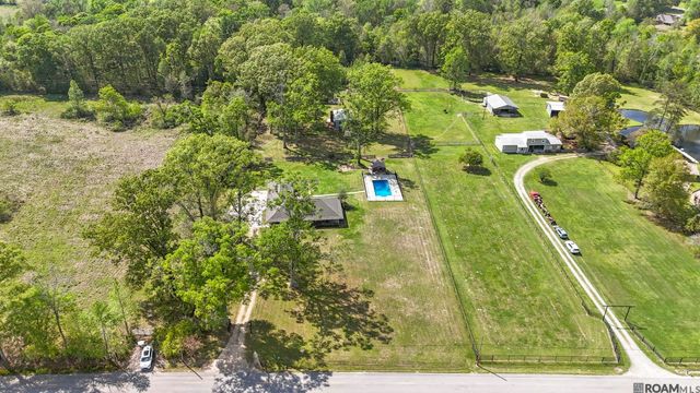 19625 Barnett Rd, Zachary, LA 70791