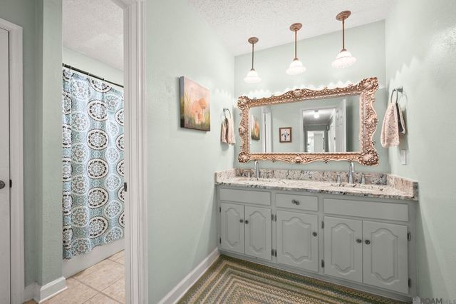 19625 Barnett Rd, Zachary, LA 70791