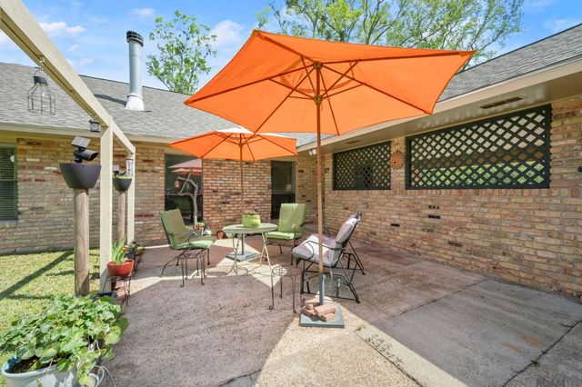 19625 Barnett Rd, Zachary, LA 70791