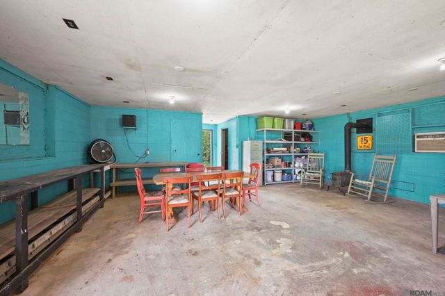 19625 Barnett Rd, Zachary, LA 70791