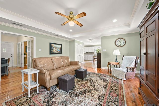 19625 Barnett Rd, Zachary, LA 70791