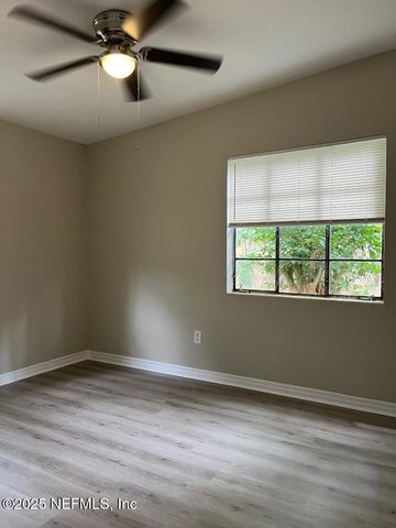10258 ELMHURST Drive, Jacksonville, FL 32218