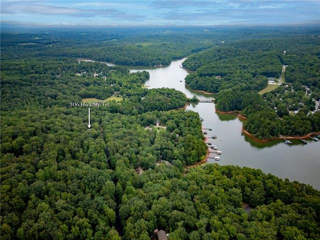 306 Hickory Trail, Westminster, SC 29693